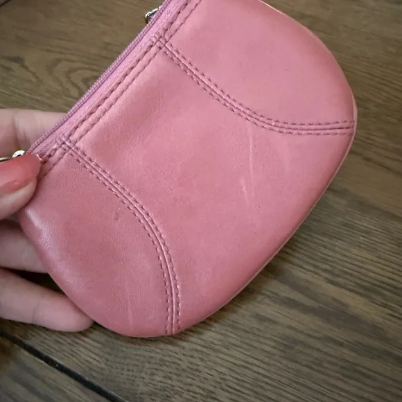 Pink Coach leather pouch and Ivory Coach Kristin woven envelope wallet clutch - Picture 12 of 12